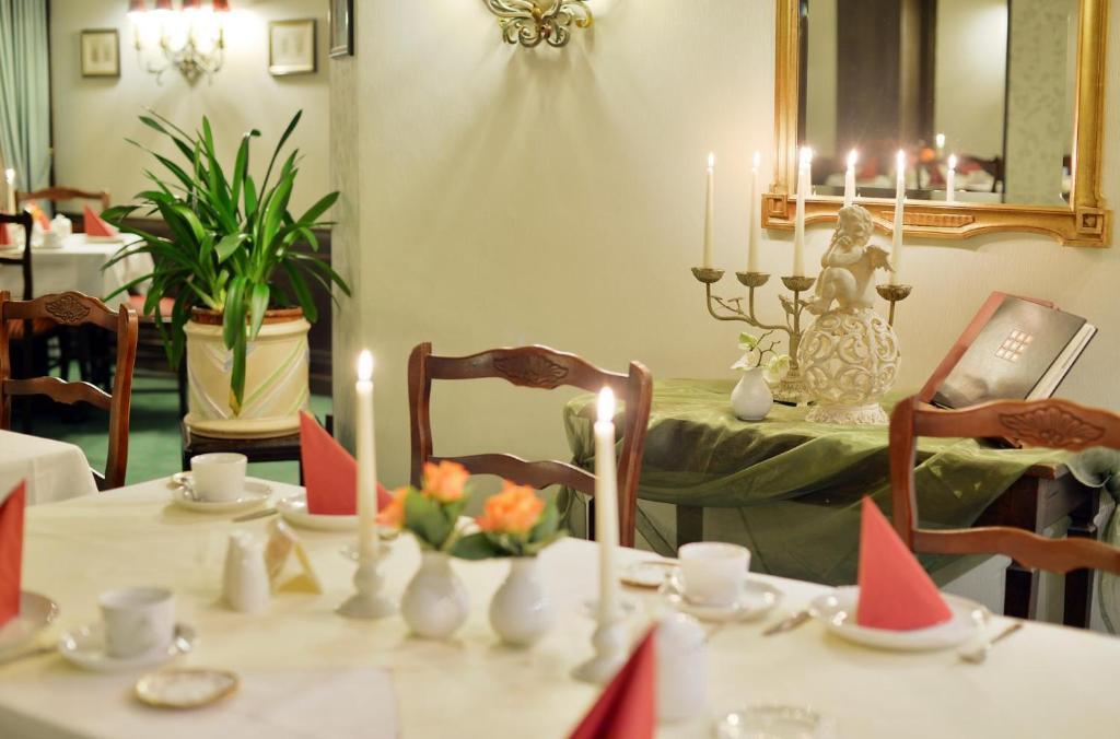 Stadthotel Patrizier Smalcalda Esterno foto