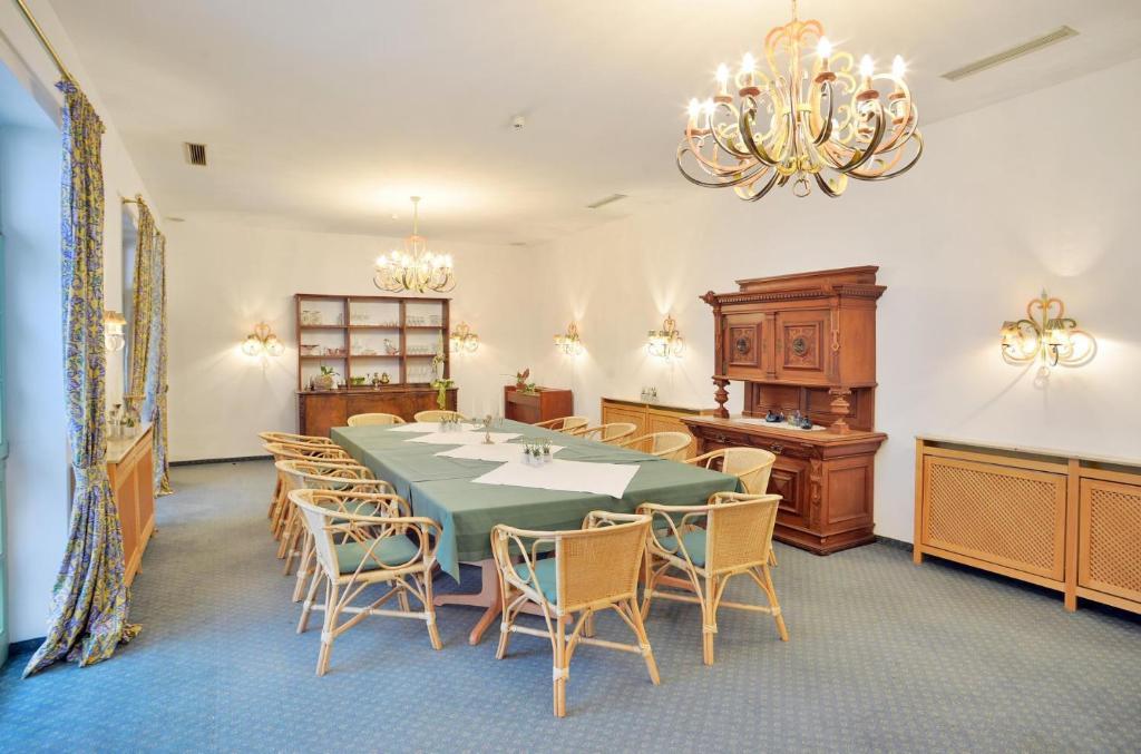 Stadthotel Patrizier Smalcalda Esterno foto
